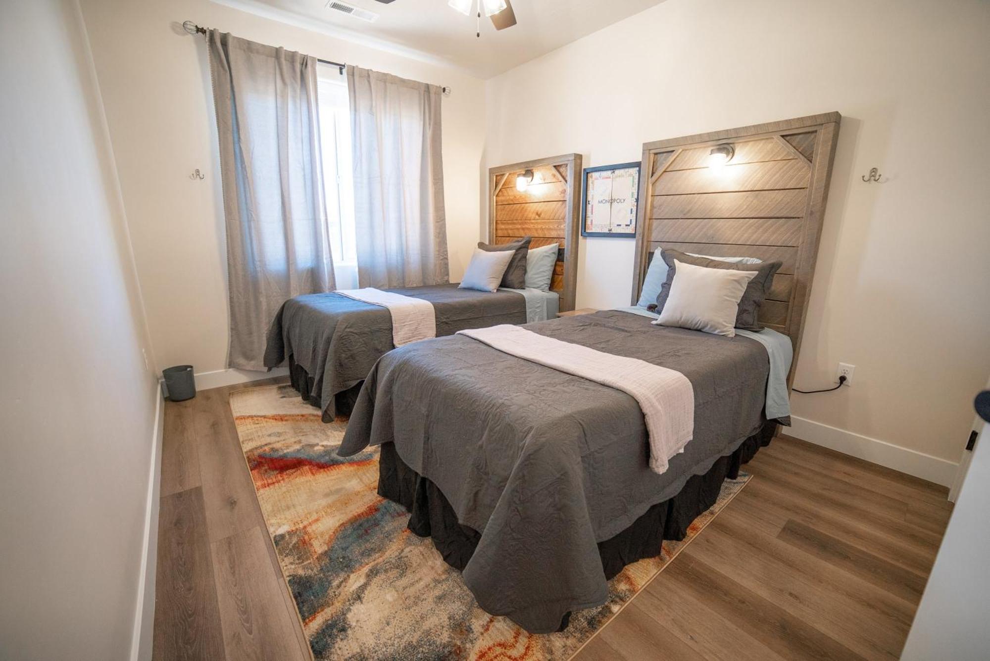 Hollywood Hangout - New West Properties Kanab Kültér fotó